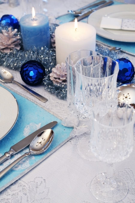 Christmas table setting Christmas table setting